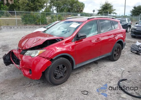 2015 Toyota Rav4 Le z USA, uszkodzony, nr VIN 2T3BFREV0FW301131